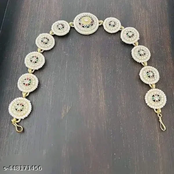 Twinkling Gold Matha Patti Maangtika with Pearls – Elegant Ethnic Touch