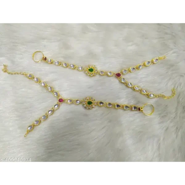 Elegant Gold Plated Hath Phool – Traditional & Adjustable