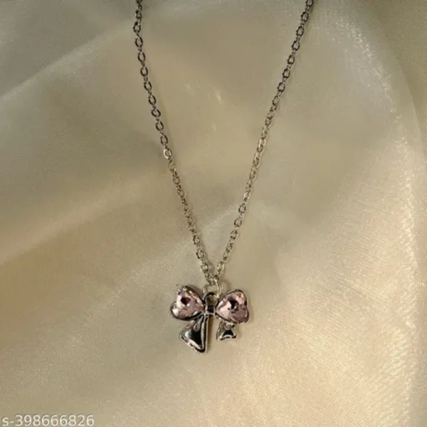 Trendy Bow Pendant Chain for Girls – Silver Sparkle Style