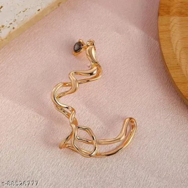 Trendy Snake Irregular Clip Earring – Gold Drop Statement