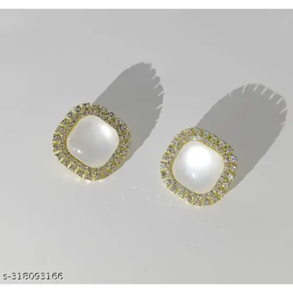 Gold Plated Shiny Square Stud Earrings – Stylish Daily Wear for Girls