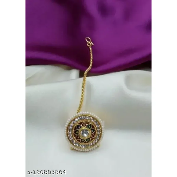 Beautiful MathaTikka – Stylish & Affordable Ethnic Charm